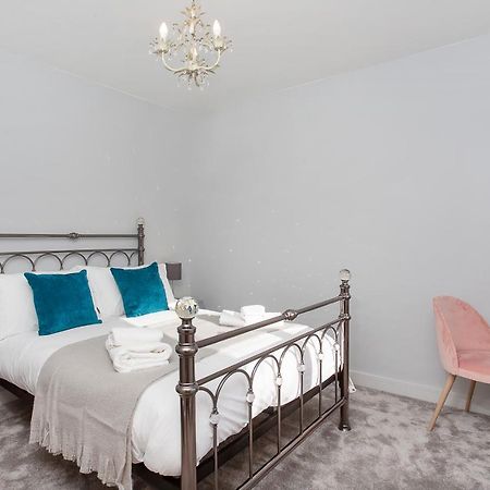 The Luxury Potting Shed With Free Parking! Apartment York Exterior photo
