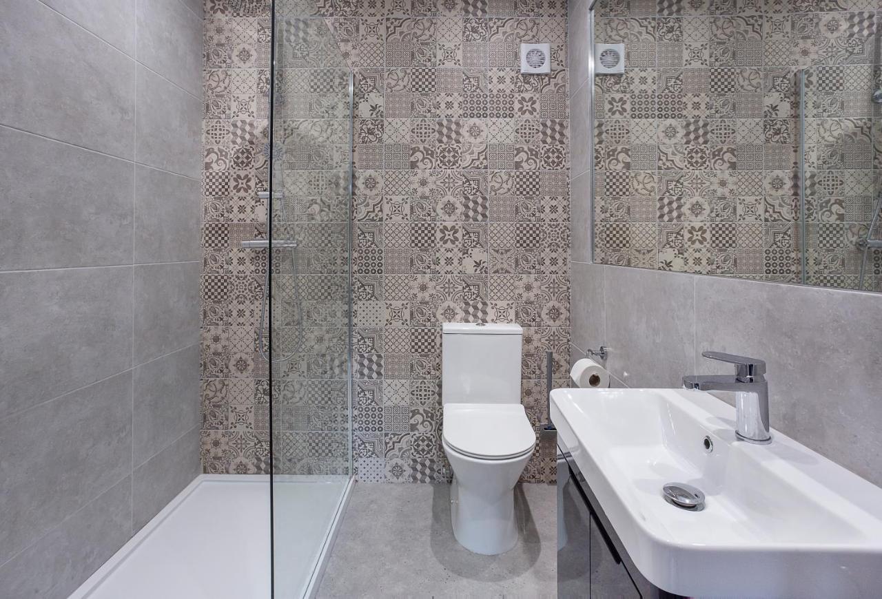 The Luxury Potting Shed With Free Parking! Apartment York Exterior photo